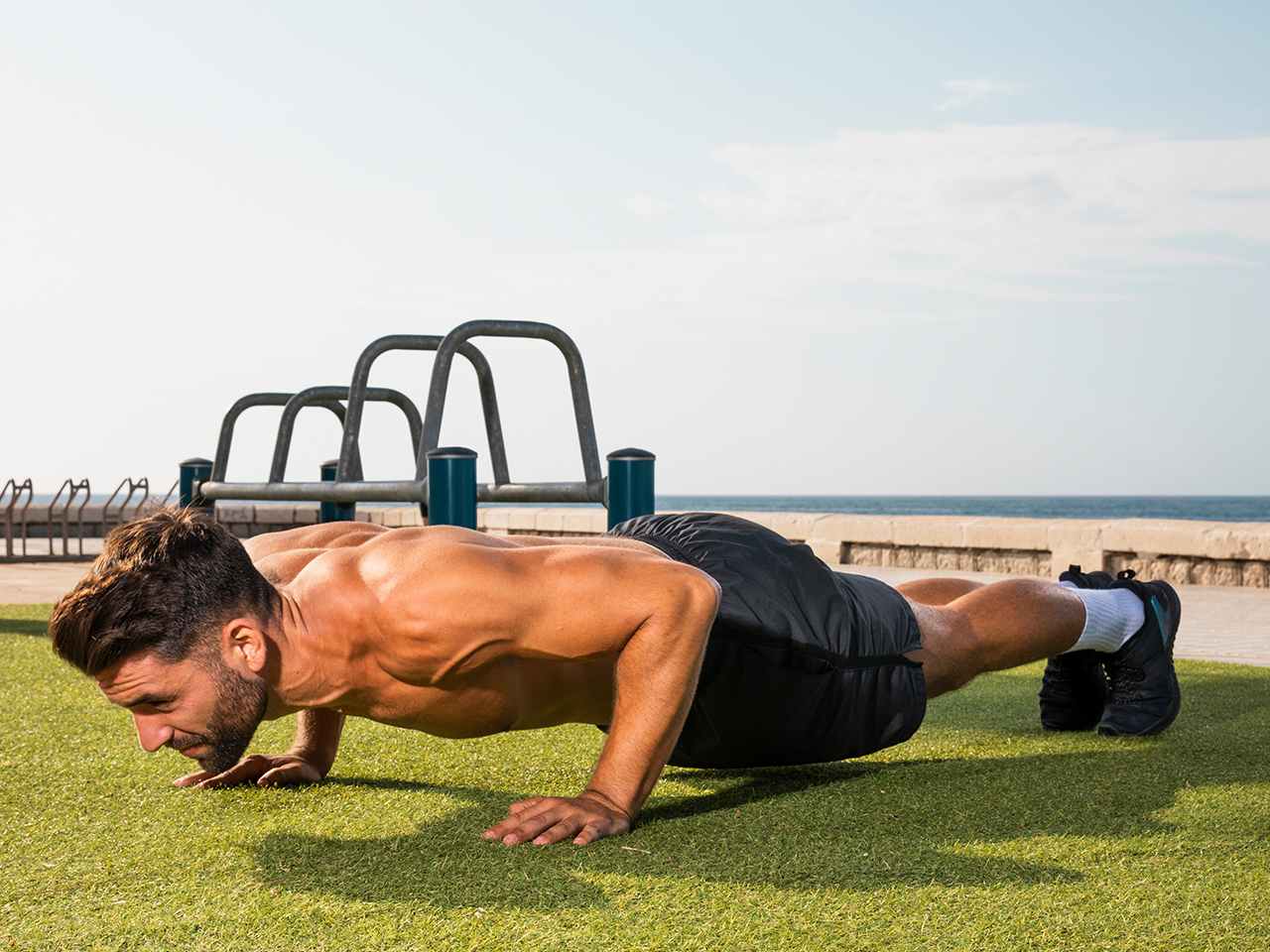 Push-Ups: Complete Guide to Mastering this Simple Exercise | Hello Fitness Magazine